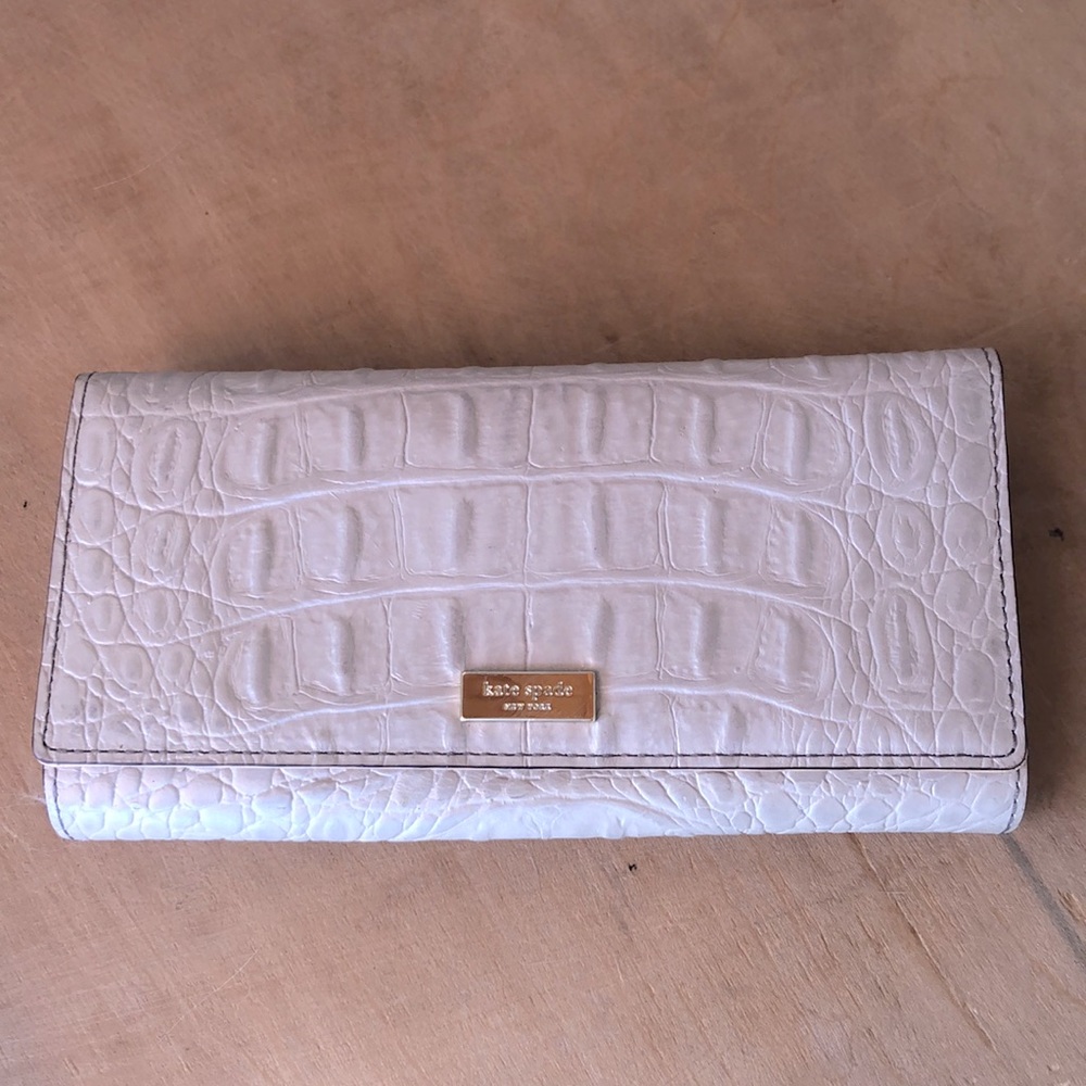 KATE SPADE ♠️ WALLET